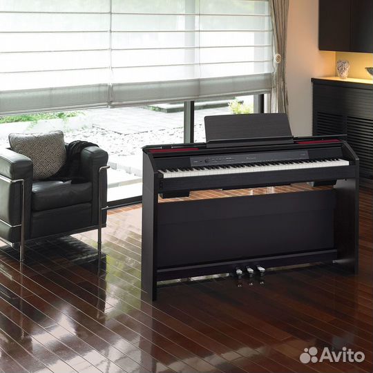 Цифровое пианино корпусное + аксессуар