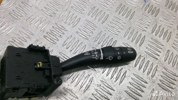 Стрекоза на Киа Сид 1