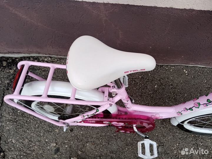 Велосипед для девочки, 16 радиус