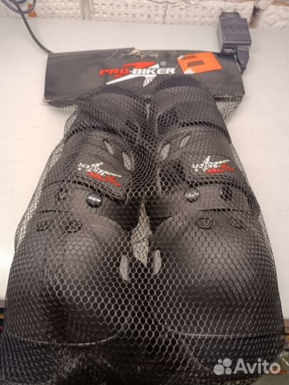 Налокотники (вело-мото)