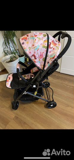 Прогулочная коляска