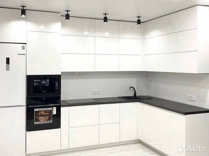 Кухонные гарнитуры новые под ключ