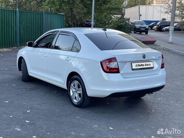 Skoda Rapid 1.6 AT, 2018, 198 000 км