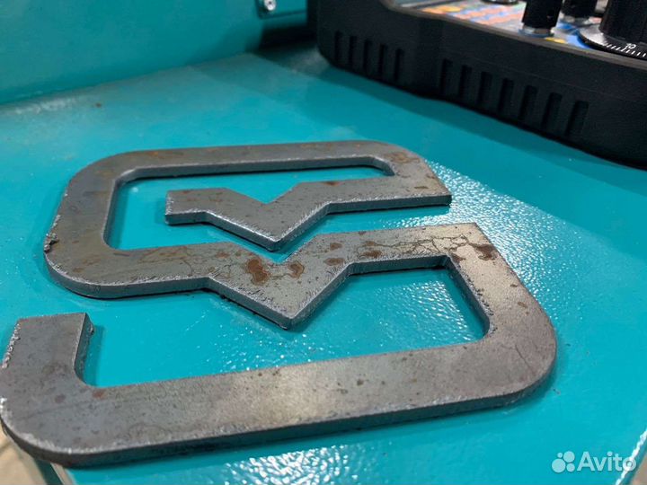 Слесарь производство