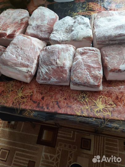 Сало свиное свежее