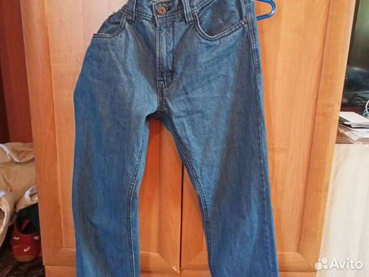 Джинсы