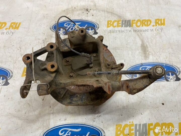 Кулак задний правый Ford Kuga 2 2012/2016