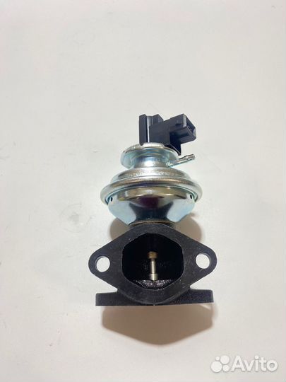 Клапан EGR 4D35ZG31