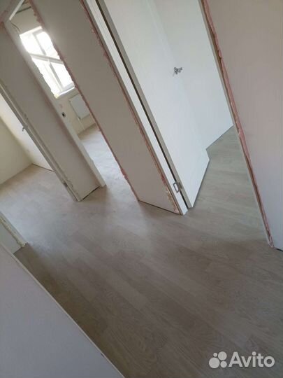 Механизированная штукатурка под маяк