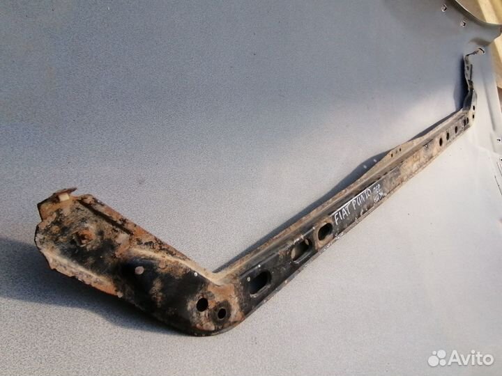 Нижняя часть передней панели Fiat Punto I 1998