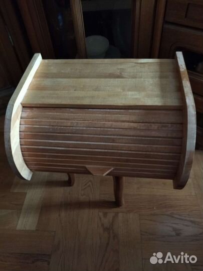 Хлебница деревянная новая