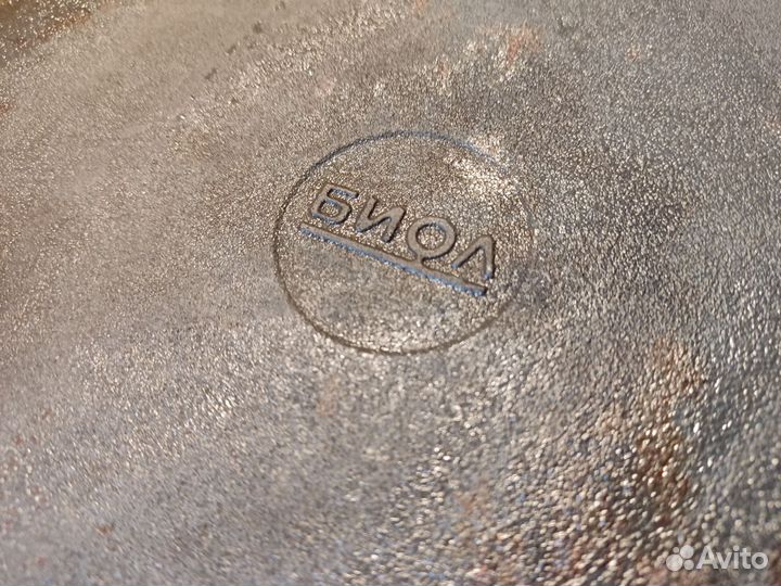 Чугунная сковорода гриль с прессом