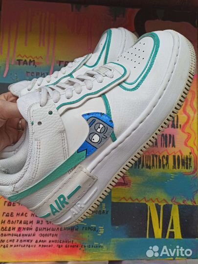 Роспись кроссовок