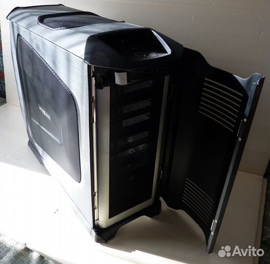 Корпус Cooler Master Stacker 832 SE