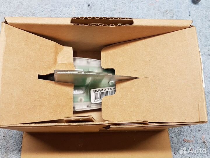 Антена на крышу плавник BMW