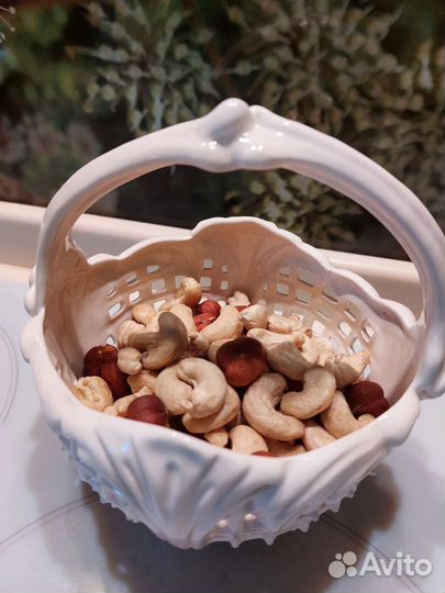 Вазочка, чашечки