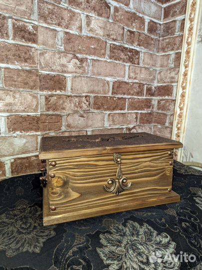 Сундук деревянный. Подарочный короб