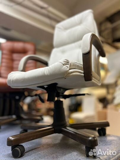 Компьютерное кресло