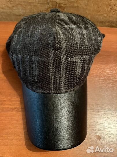 Кепка бейсболка trussardi италия