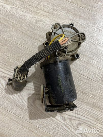 Моторчик включения привода SsangYong 4408648006