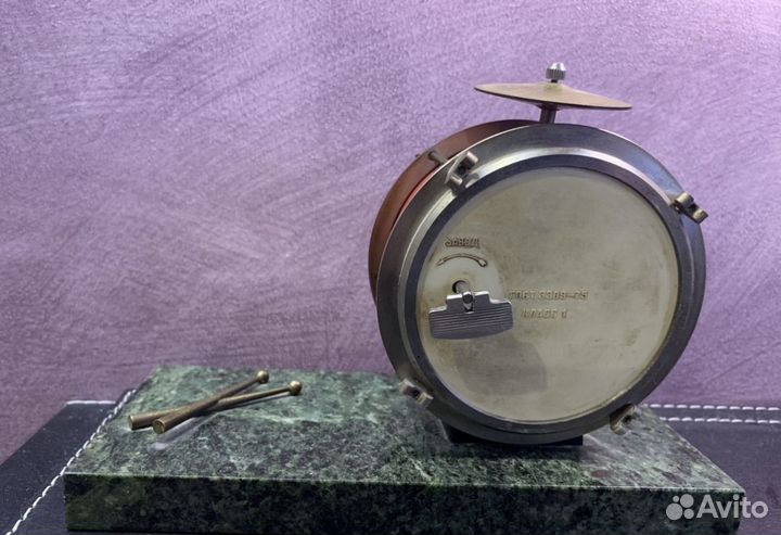 Старинные часы барабан Молния. Мрамор бронза СССР