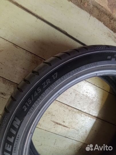 Michelin Pilot Sport 5 215/45 R17 91Y