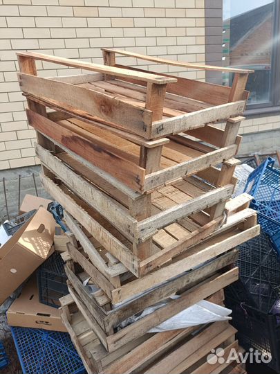 Продаю Ящик пластиковый