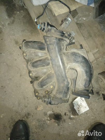 Впускной коллектор