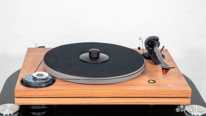 Проигрыватель виниловых пластинок Music Hall MMF-7