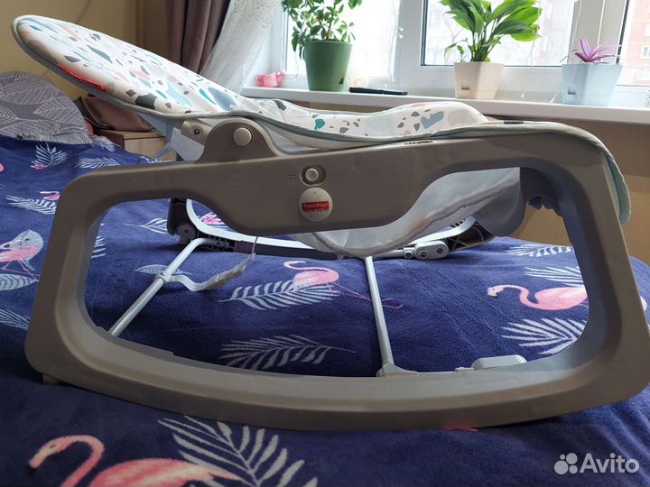 Шезлонг fisher price