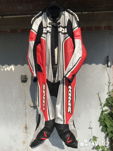 Мотокомбинезон и мотоботы