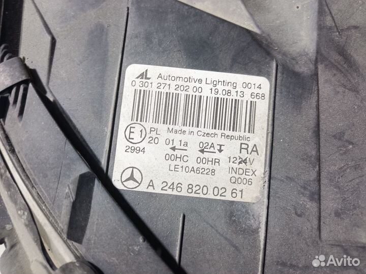 Фара правая Mercedes-Benz B-Class