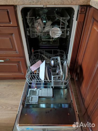 Встраиваемая посудомоечная машина Electrolux. 45см