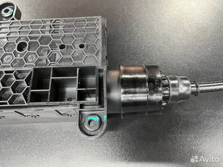 Привод стояночного тормоза оригинал A4479068700