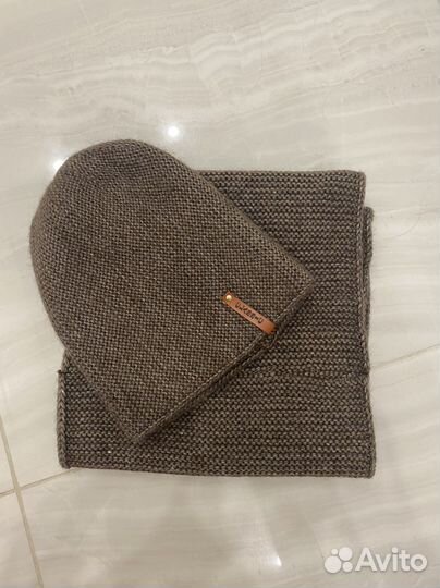 Шапка и снуд