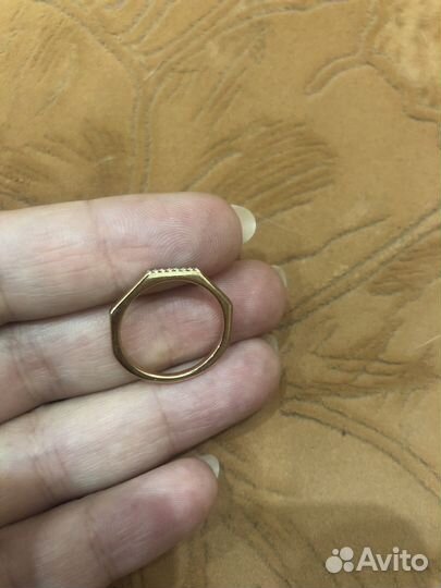 Золотое кольцо pandora timeless multifaceded