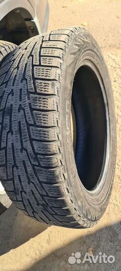 Nokian Tyres Hakkapeliitta R SUV 225/60 R18