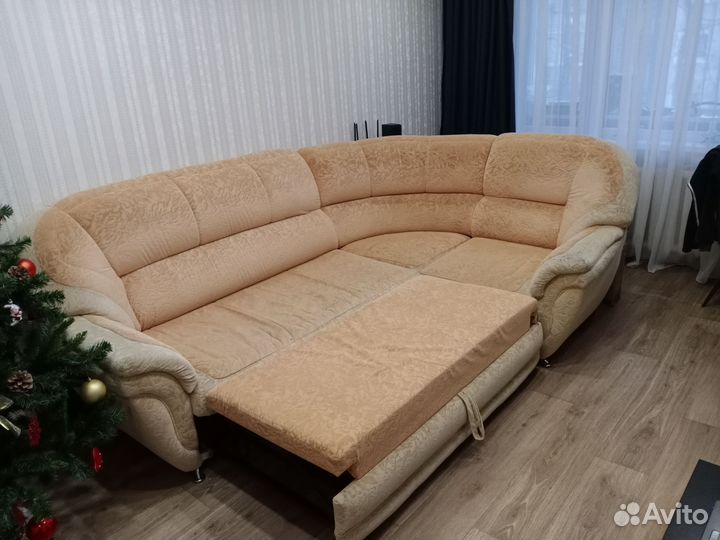 Угловой диван бу