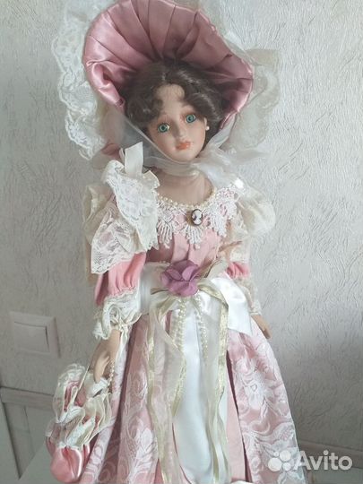 Кукла фарфоровая ремеко