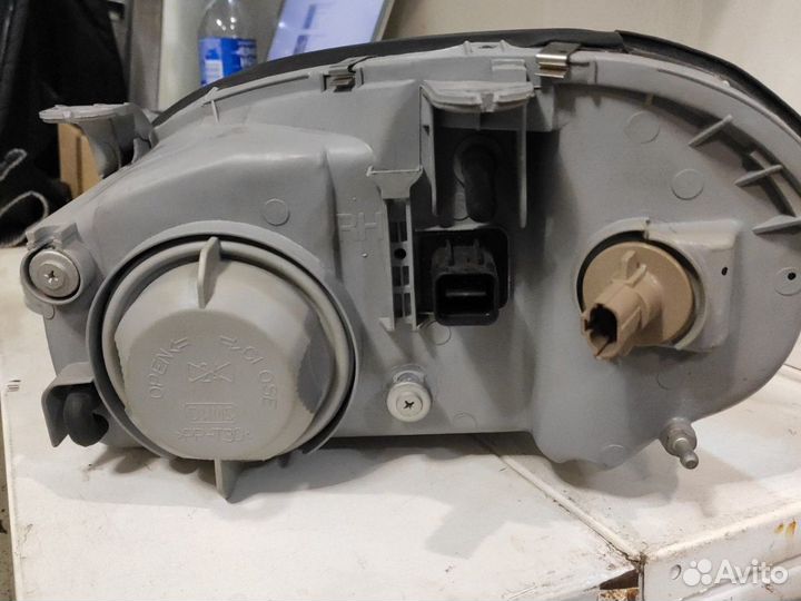 Фара правая Chevrolet Lanos