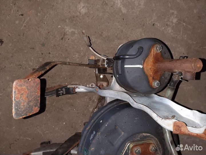 Педаль сцепления тормоза цилиндры тойота дюна