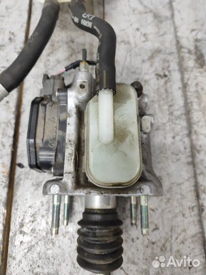 Главный тормозной цилиндр Honda Fit GP5 LEB