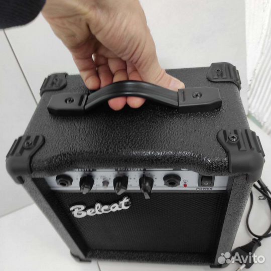 Комбоусилитель Belcat 10 Вт новый