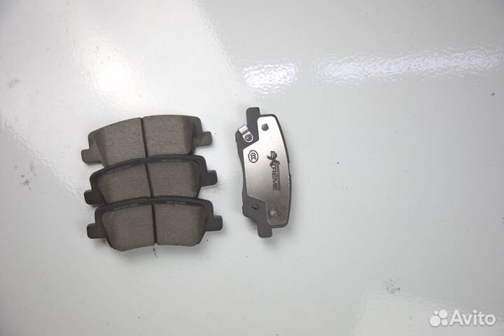 Задние колодки PowerStop на Cadillac CTS ATS