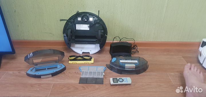 Робот пылесос polaris 0726w
