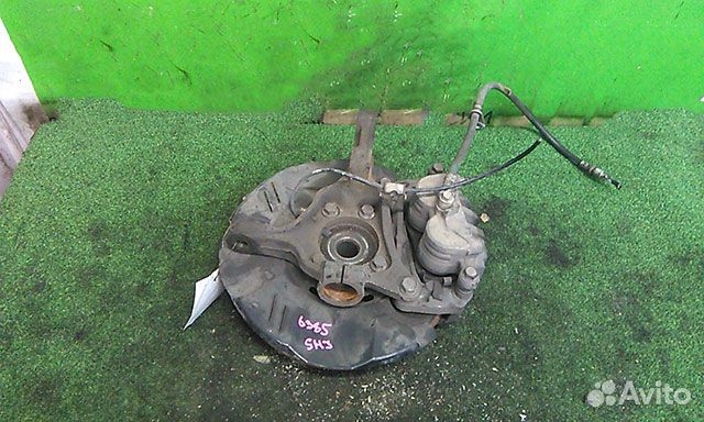 Кулак поворотный правый Subaru Forester