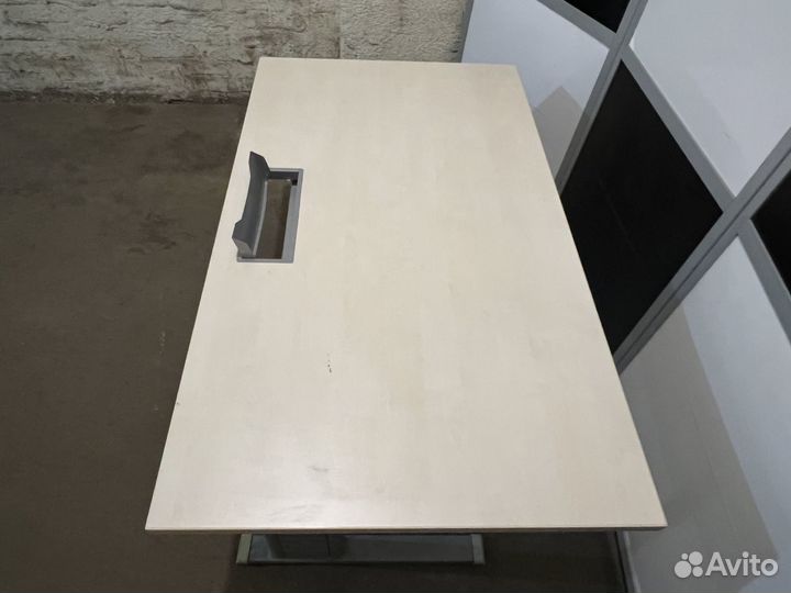 Стол металлокаркас 140Х80, бу