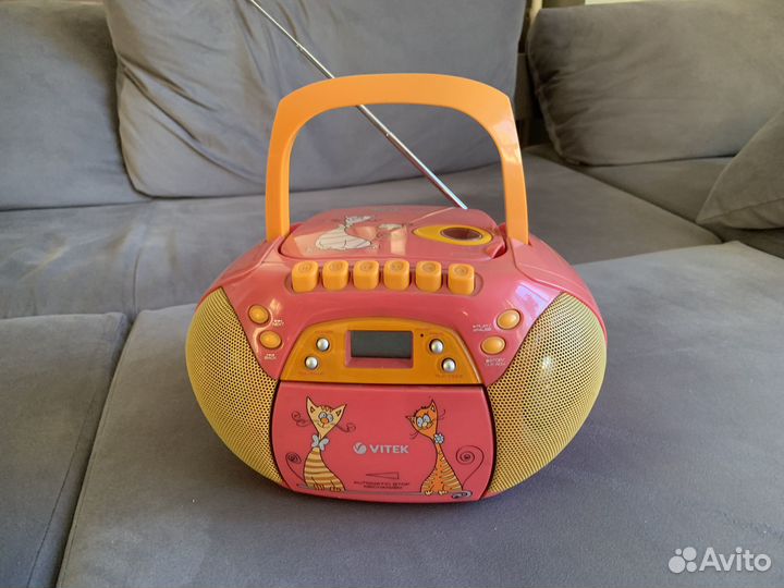 Магнитофон vitek