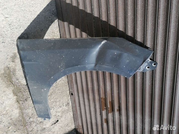 Крыло правое форд фокус 3