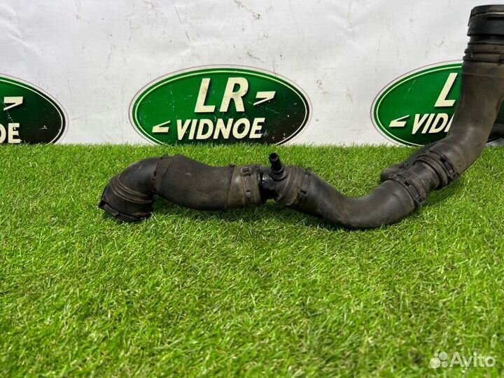 Патрубок системы охлаждения Land Rover Range Rover